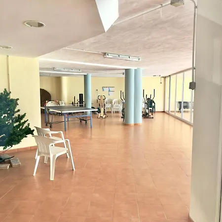 Oceanfront Flat With Pool And Parking * 엘 캄펠로
