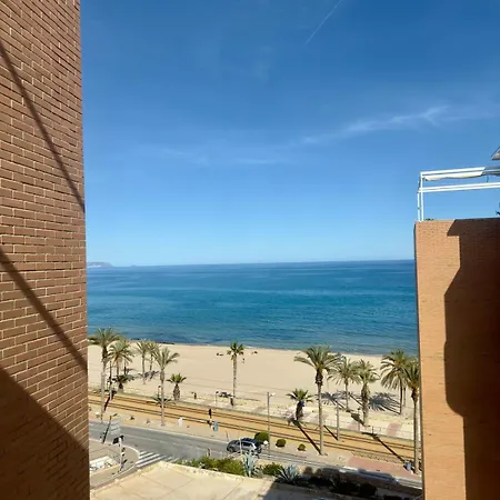 아파트 Oceanfront Flat With Pool And Parking 엘 캄펠로