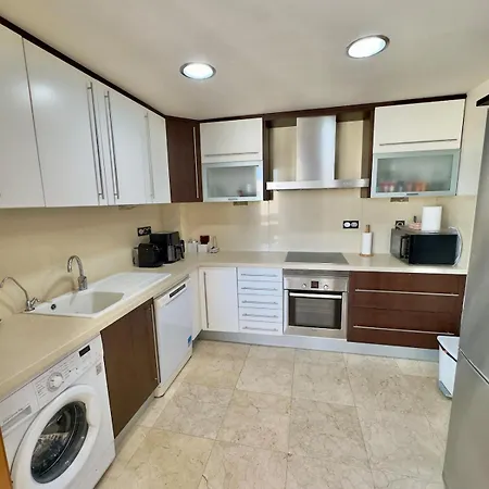 Appartamento Oceanfront Flat With Pool And Parking *