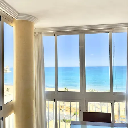 아파트 Oceanfront Flat With Pool And Parking 엘 캄펠로